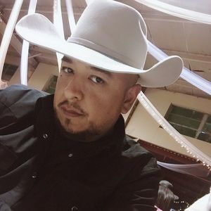 Meet your Posher, Valentin